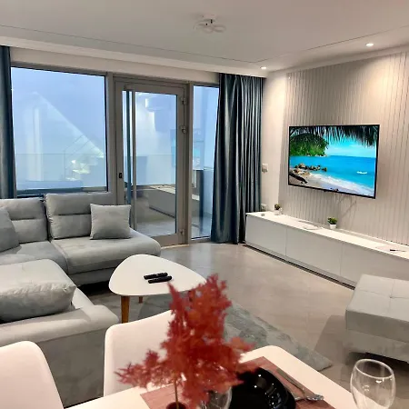 Blue Luxury Duplex * Durrës