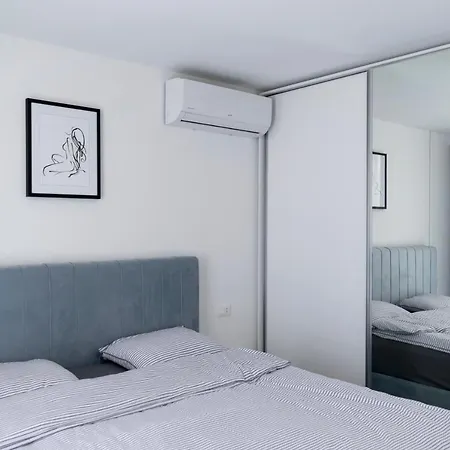 Blue Luxury Duplex Дуррес